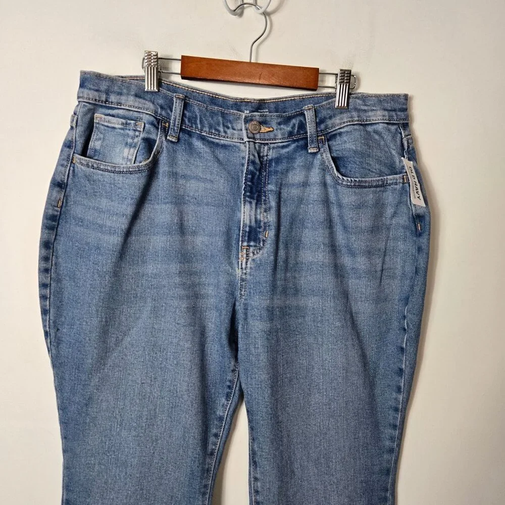 Old Navy Women's Size 20 High-Waisted Built-In Tough Flare Jeans Medium Wash NEW